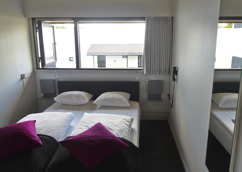 Vilvorde Kursuscenter Hotel Charlottenlund Kamer foto