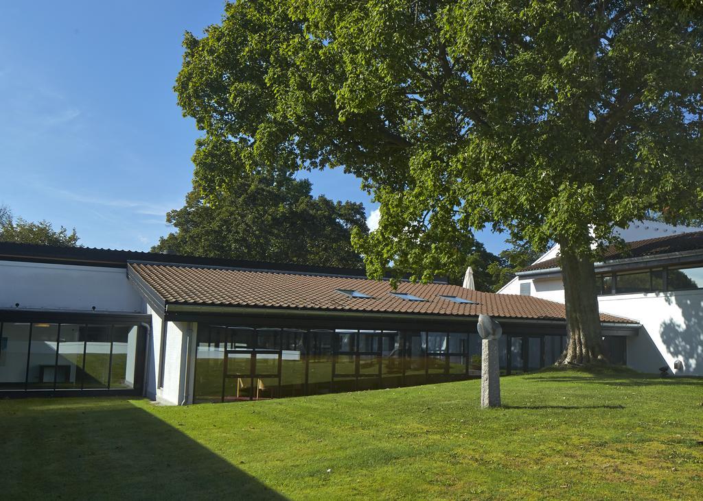 Vilvorde Kursuscenter Hotel Charlottenlund Buitenkant foto