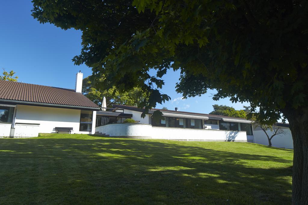 Vilvorde Kursuscenter Hotel Charlottenlund Buitenkant foto